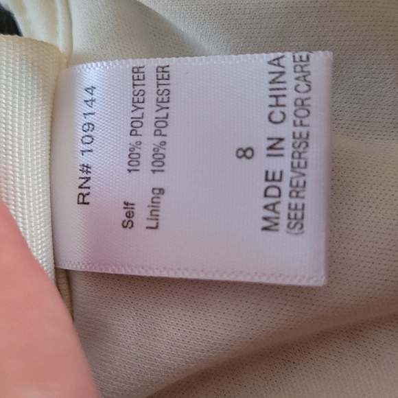 Girls dress size 8 - Picture 6 of 6